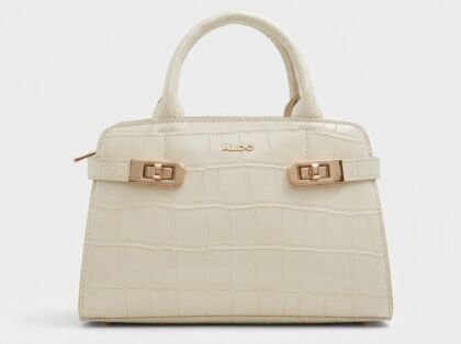 Cartera de Mano ALDO Estructurada Efecto Cocodrilo con Herrajes Dorados - Blanco Marfil