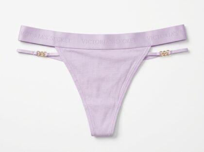 Panty Hilo de Algodón con Pretina de Logo y Tiras Laterales Victoria's Secret - Lila Pastel (68P6) - Talla L