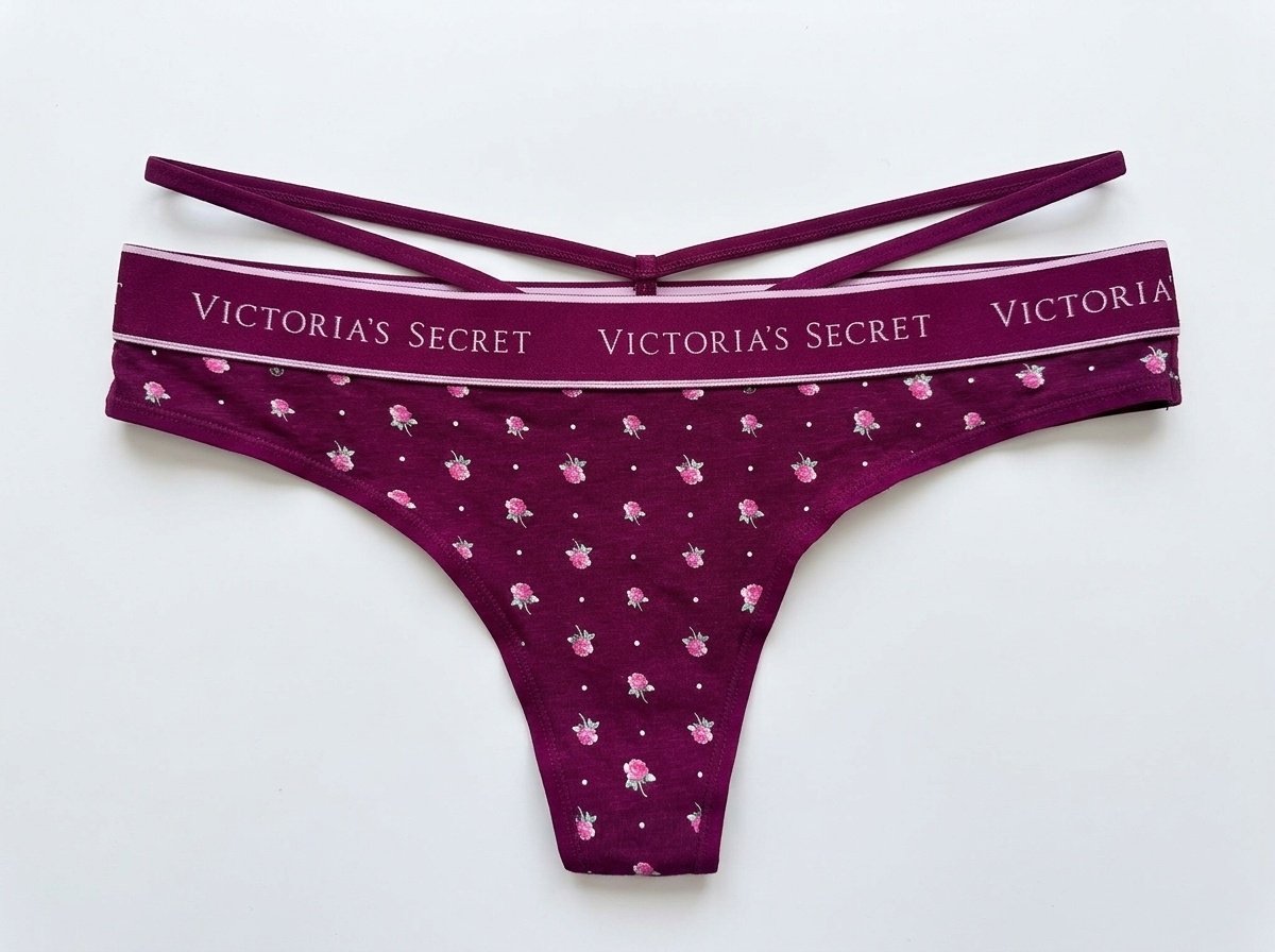 Panty Hilo Cintura Logo Victoria's Secret - Vino Ciruela con Rosas y Lunares (70QP) - Talla M